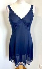 fond de robe T38 nylon