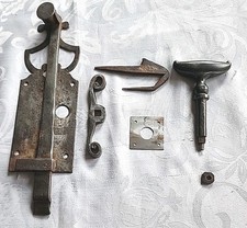 ANCIEN LOQUET A RESSORT TRES