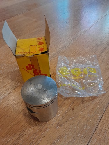 Nos oem piston suzuki t350 - oem,