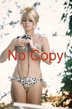 BRIGITTE BARDOT EN BIKINI