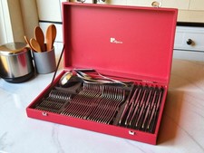 Ménagère en inox 52 pièces