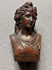 Statuette MARIANNE Fête