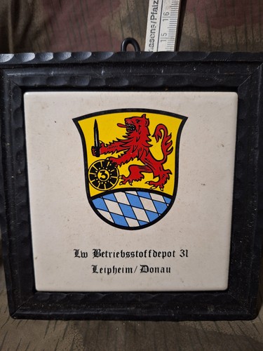 Peinture murale plaque