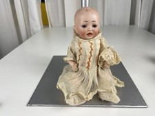 Ancienne poupée de collection