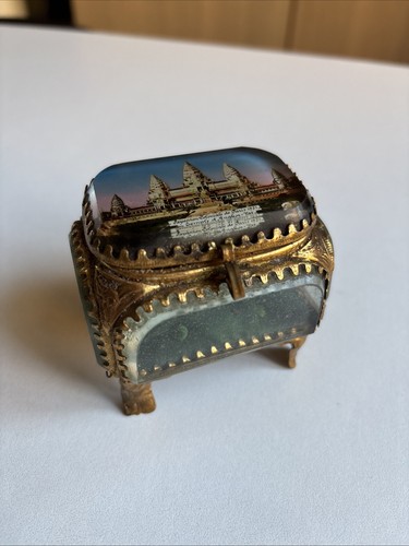 Ancienne petite boîte - ancienne,