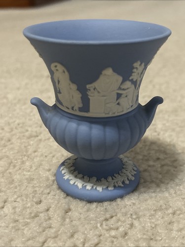 Wedgwood vtg blue - vtg, jasperware