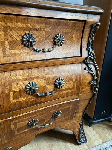 Commode style régence avec - style,