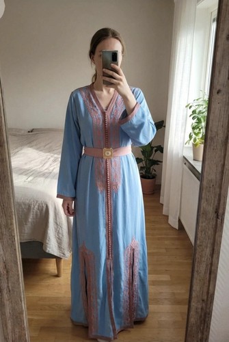 Robe traditionnelle marocaine - traditionnelle,