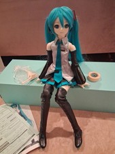 VOLKS DOLLFIE DREAM HATSUNE MIKU VOCALOID ORIGINAL WITH BOX US SELLER