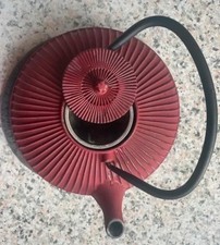 théière asiatique en fonte