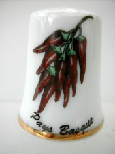 * VINTAGE THIMBLE SEWING - BASQUE COUNTRY PEPPERS