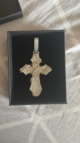 Pendentif croix argenté - , avec
