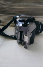 Canon eos 300D et ses accessoires, chargeur, objectif 75-300mm et sacoche