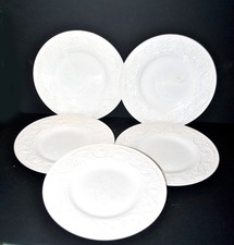 WEDGWOOD Lot 5 Molded Earthenware Plates PATRICIAN Garland England 26.5cm
