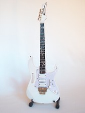 Guitare miniature Ibanez JEM Steve Vai