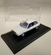 Citroën Axel 1985 1/43 Universal Hobbies Boite Vitrine