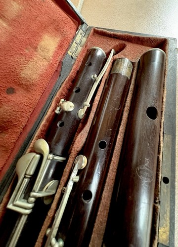 Antique wooden flute - flute, buffet