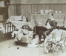 Enfants Intérieur maison Scène de genre 1897 Photo Stereo Vintage Albumine §