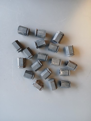 Opel corsa cache écrous - /,