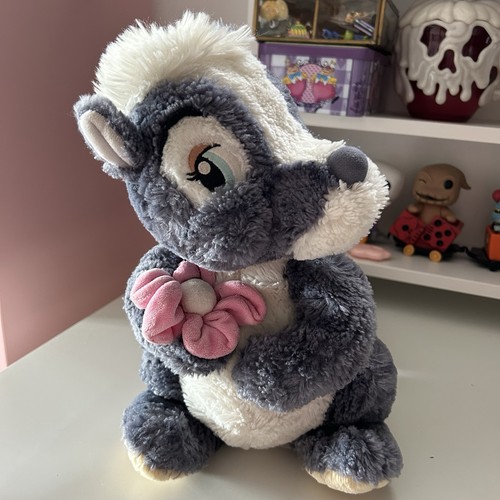 Peluche disney mouffette - , fleur