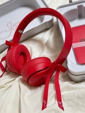 Écouteurs intra-auriculaires sans fil Beats Solo 4 Jennie Special Edition...