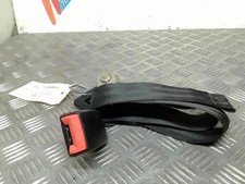 Attache ceinture arriere gauche VOLKSWAGEN GOLF 4