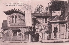 63 ROYAT DOG CAVE