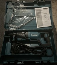 Makita HR2641 Corded 1" SDS-Plus AVT Rotary Hammer
