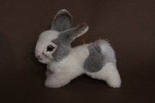 lapin en peluche Steiff