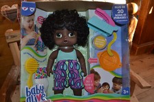 poupee neuve alive MIAM MIAM