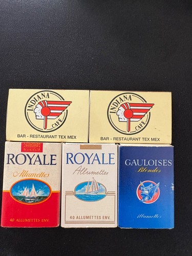 Lot old matchboxes - 59,