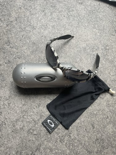 Oakley trenchcoat 1995 snow