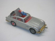 Aston Martin DB5 New James