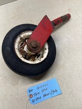TORO Groundsmaster 223-D 4 Wheel Drive 30555 52” Deck Castor Fork And Wheel