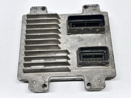Boîtier calculateur moteur - boîtier,