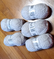 Pelote de laine 5piéces 50gr