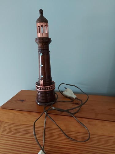 Lampe table forme phare - lampe,