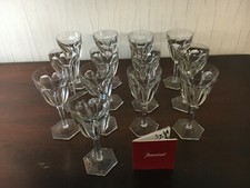 9 verres à vin rouge