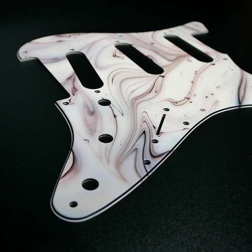 Pickguard fender strat - pickguard,