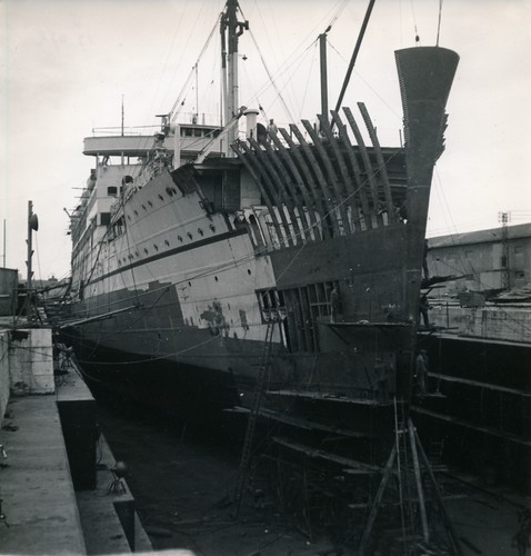 Sete 1950 chantier - c., naval