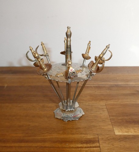 Porte piques metal - porte, en