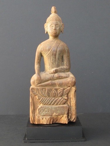 Ancien bouddha lanna - bouddha, en