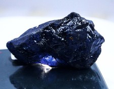 Pierre précieuse en vrac certifiée brute en tanzanite bleue translucide...