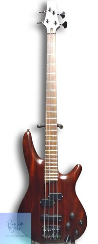 Guitare basse électrique