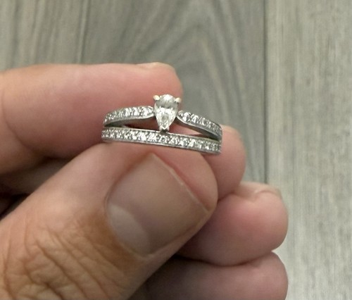 Bague gris 18 carats - or,