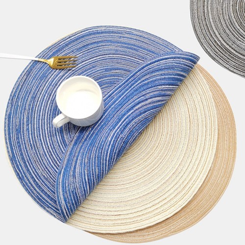 Lot nappes rondes et - rondes,
