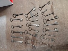 Lot De Clefs Anciennes