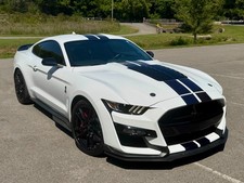 2021 Ford Mustang Shelby GT500 w/ TECHNOLOGY PKG
