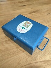 ANCIENNE TROUSSE DE SECOURS