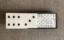 Jeu de dominos miniature effet